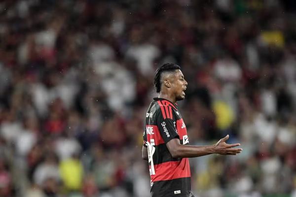 Bruno Henrique n&atilde;o entrou bem no Fla-Flu. (Imagem:Thiago Ribeiro / AGIF)