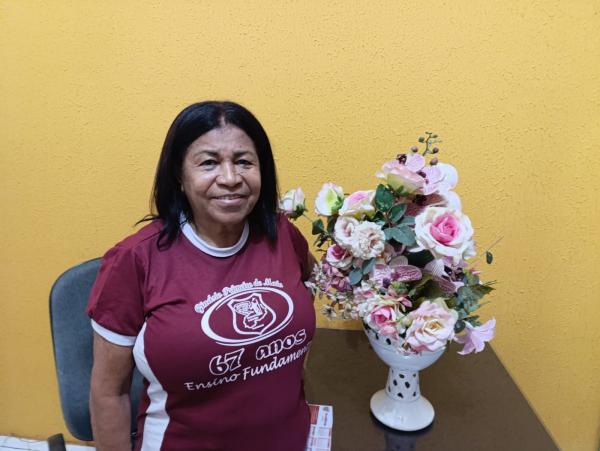 Madalena Laurentino, diretora do Ginásio Primeiro de Maio.(Imagem:FlorianoNews)
