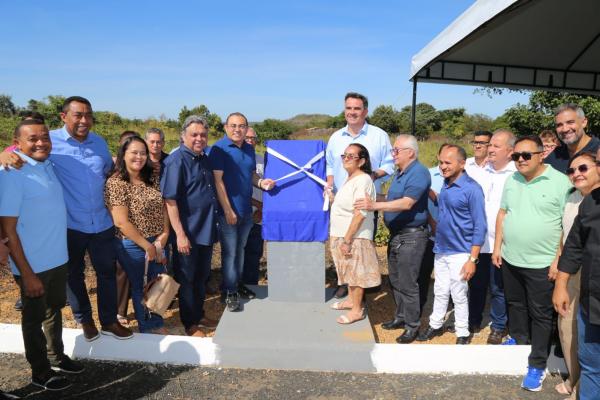Ciro Nogueira visita obras e inaugura estrada em São Félix do Piauí(Imagem:Ascom)