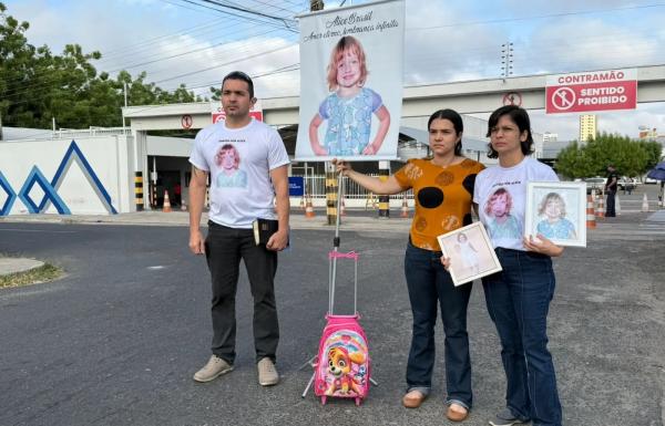 Declaração aponta que menina vÃtima de acidente com penteadeira em escola morreu após edema cerebral.(Imagem:Reprodução)