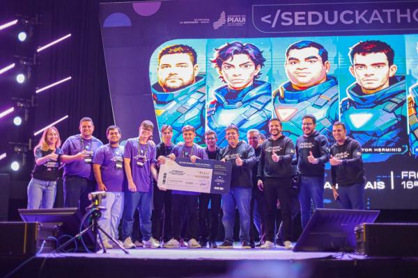 Seduckathon: Quinze estudantes Seduc embarcam para intercâmbio na Alemanha na sexta-feira (29)(Imagem:Letícia Santos)