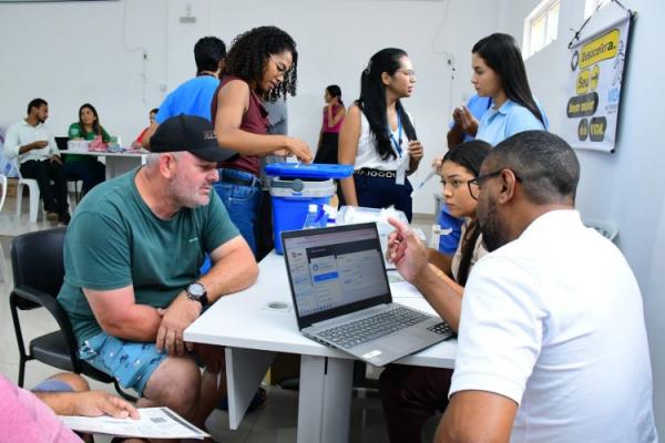 Prefeitura de Floriano participa de a&ccedil;&atilde;o de sa&uacute;de para motoristas em parceria com a PRF(Imagem:Secom)