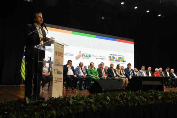 Em Teresina, Ministro da Educação, Camilo Santana, lançou 3 programas do Governo Federal que devem elevar a qualidade da educação pública em níveis estadual e municipal.(Imagem:Paulo Barros)