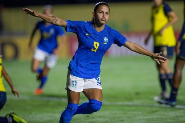 Atleta do Kansas City e atacante da seleção brasileira, Debinha está entre as 30 indicadas ao prêmio de melhor jogadora do Bola de Ouro.(Imagem:Lucas Figueiredo/CBF)