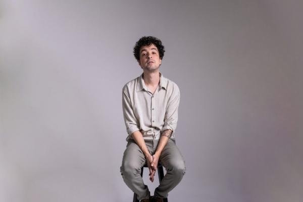 Cantor e compositor carioca Cícero.(Imagem:Divulgação)