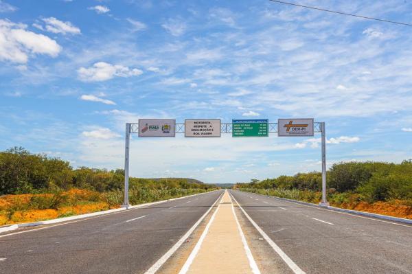 Recursos foram aplicados em 185 municípios até o momento, abrangendo mais de 3 milhões de piauienses.(Imagem:DER)