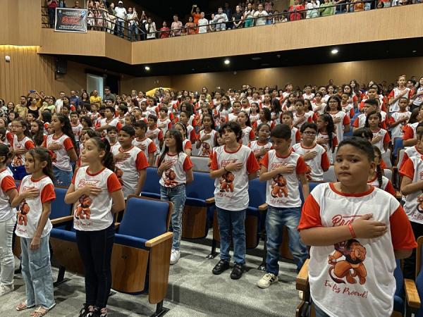 Brilhantes amanhãs: alunos do Sesc participam de formatura do Proerd.(Imagem:Divulgação)