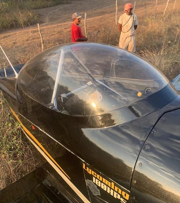 Aeronave faz pouso forçado na zona rural de União.(Imagem:Reprodução/Redes sociais)