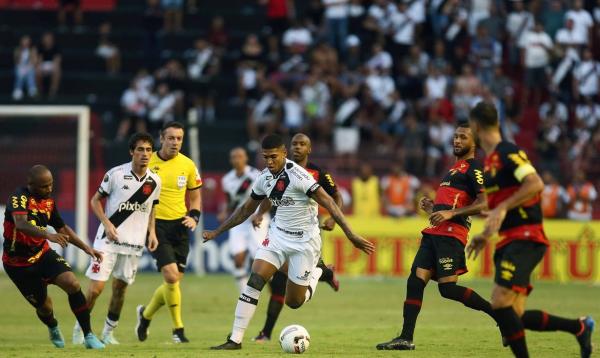 Série B: Sport e Vasco empatam em duelo com invasão de torcedores.(Imagem:Daniel Ramalho/Vasco)