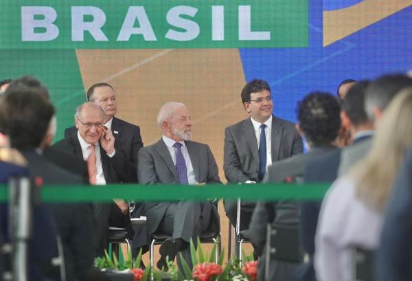 Com o novo modelo, o governo busca remover barreiras financeiras, ampliando o acesso de jovens, trabalhadores informais e moradores de regiões afastadas.(Imagem:Renato Braga)