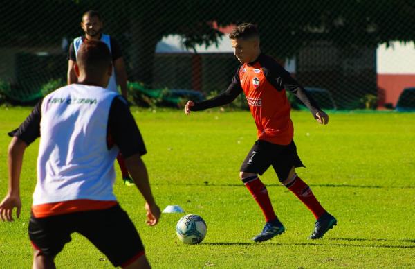 Bruninho River-PI (Imagem: Victor Costa/River AC)