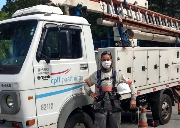 Mulher eletricista(Imagem:Divulgação/ CPFL)