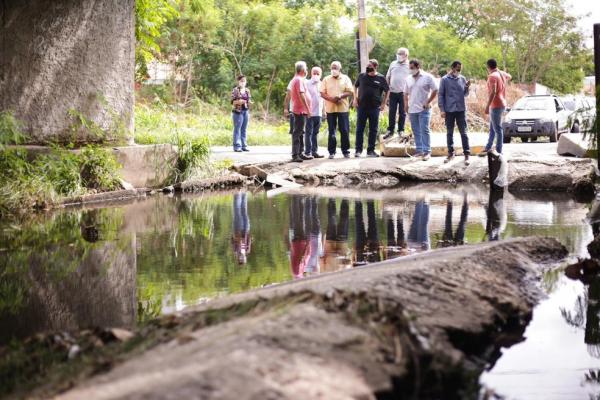 Em primeira agenda como prefeito, Dr. Pessoa visita pontos afetados pela chuva em Teresina(Imagem:Rômulo Piauilino)