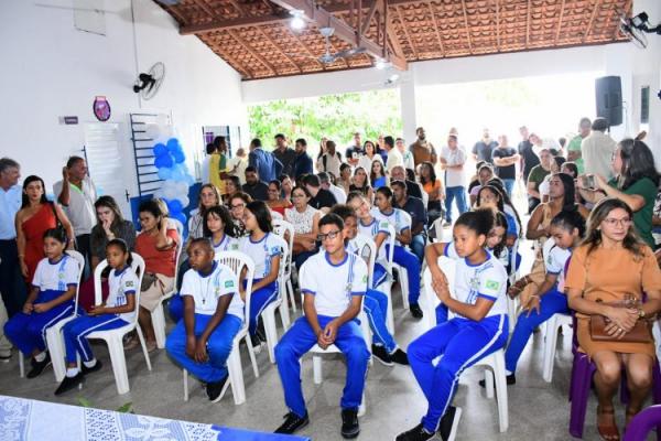 Educação de Floriano: entregue reforma e ampliação da Escola Municipal Getúlio Vargas(Imagem:Secom)
