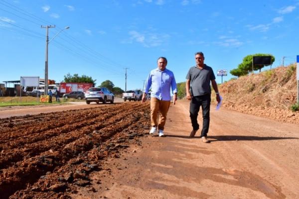 Superintendência de Trânsito acompanha obra de recapeamento da BR230 em Floriano.(Imagem:Secom)