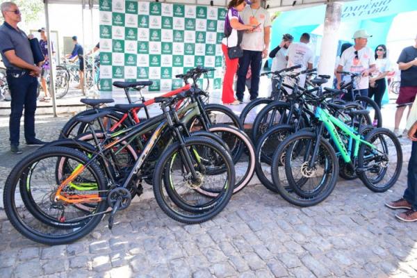 128 anos: Tradicional Passeio Ciclístico de aniversário dá show de participação em Floriano(Imagem:Secom)