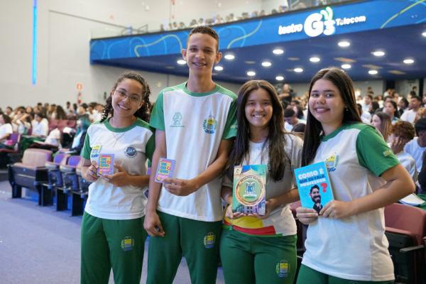 A competição reuniu estudantes da 3ª série do Ensino Médio das quatro Gerências Regionais de Teresina.(Imagem:Ascom Seduc)