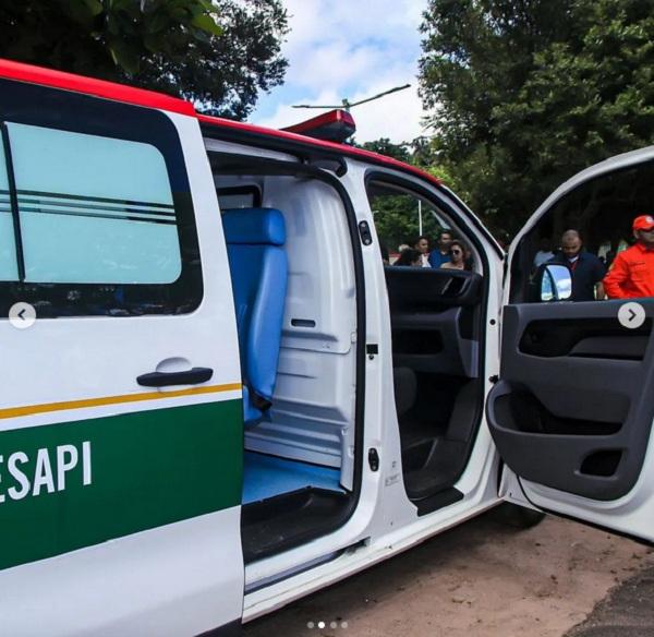  HTN recebe nova ambulância durante visita do governador e anuncia ampliação de leitos.(Imagem:Divulgação)