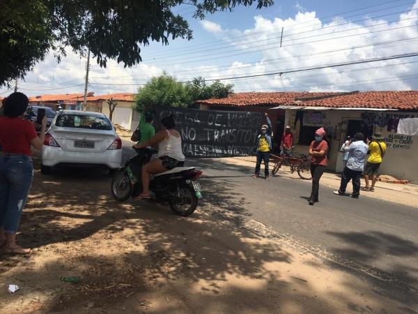 Moradores bloqueiam Av. Boa Esperança e cobram melhorias na sinalização de trânsito(Imagem:Reprodução)