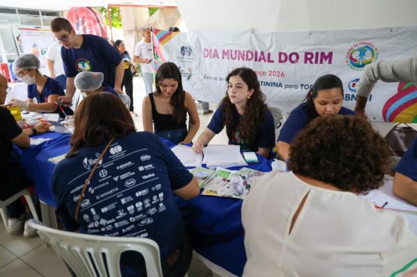 A a&ccedil;&atilde;o, que marca o encerramento da Campanha do Dia Mundial do Rim, ofertou diversos servi&ccedil;os e atividades educativas para servidores no Centro Administrativo, em Teresina.(Imagem:M&aacute;rcio Sales)