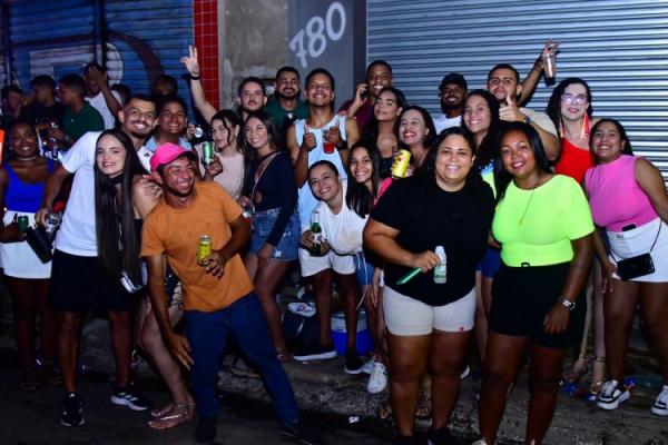 Arrastão com Durval Lelys marca Estreia da Folia de Carnaval em Floriano (Imagem:Secom)