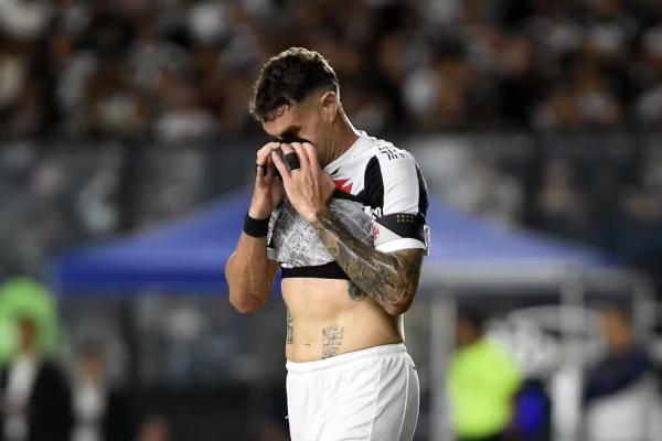 Vegetti em Vasco x Bragantino(Imagem:Alexandre Durão)