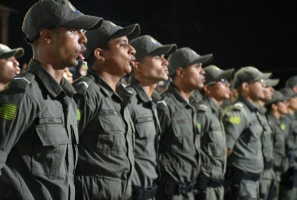 A formatura marca a maior nomeação de policiais da história do Piauí, um momento de emoção para formandos e familiares.(Imagem:Divulgação)