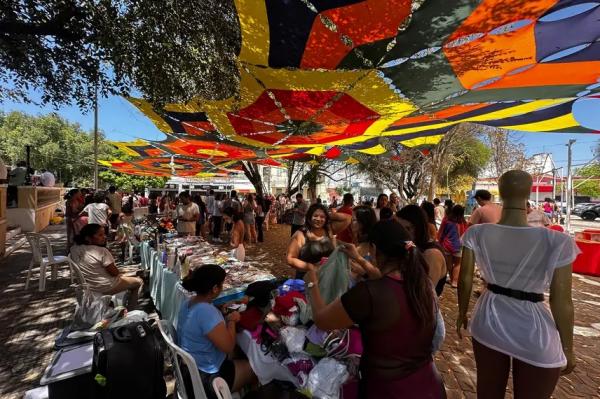 Feira na Praça chega à última edição de 2025 reunindo arte, música e gastronomia em Teresina.(Imagem:Divulgação)
