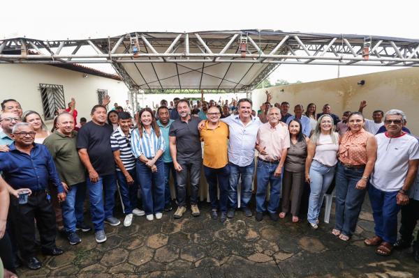 Ciro Nogueira visita Olho D?&Aacute;gua do Piau&iacute;, entrega ve&iacute;culo para a sa&uacute;de e assegura R$ 1,5 em recursos(Imagem:Ascom)