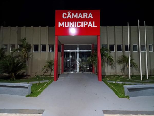 Câmara de Barão de Grajaú permanece fechada após decisão judicial e ausência de vereadores da oposição.(Imagem:FlorianoNews)