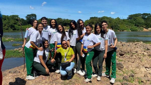 Alunos do Piauí mergulham no meio ambiente com visita ao CEA e floresta fóssil(Imagem:Ascom Semarh)