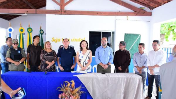 Reforma e amplia&ccedil;&atilde;o da Escola Iracema Miranda s&atilde;o entregues com presen&ccedil;a do Legislativo em Floriano.(Imagem:Reprodu&ccedil;&atilde;o/Instagram)