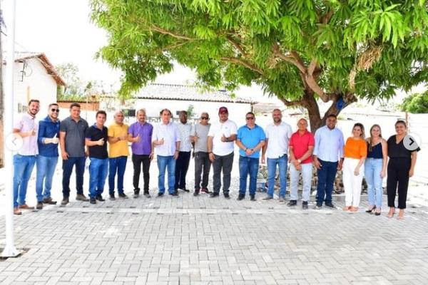 Praça da Liberdade em Floriano recebe modernização com recursos de emenda parlamentar.(Imagem:Reprodução/Instagram)