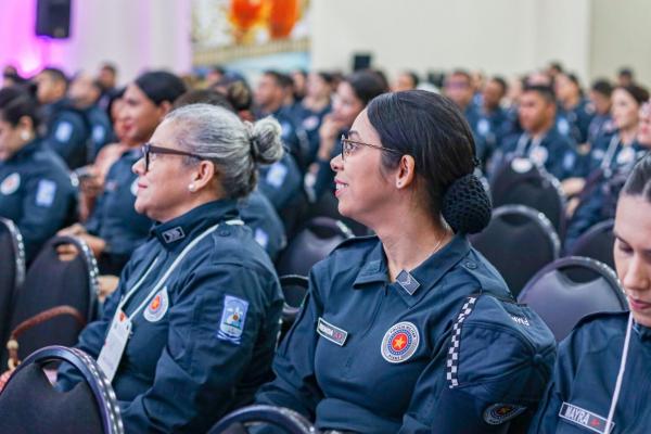 Semin&aacute;rio de Atualiza&ccedil;&atilde;o e Padroniza&ccedil;&atilde;o dos Profissionais da Patrulha Maria da Penha.(Imagem:Louany Naira (Ascom SSP-PI))