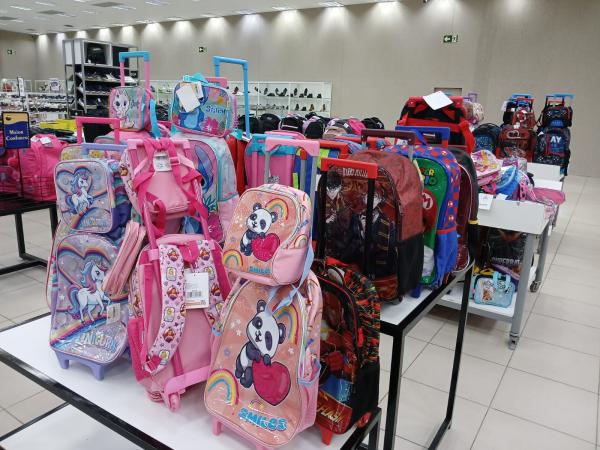 Armaz&eacute;m Para&iacute;ba de Floriano aposta em novidades e ofertas para o Carnaval e volta &agrave;s aulas(Imagem:FlorianoNews)