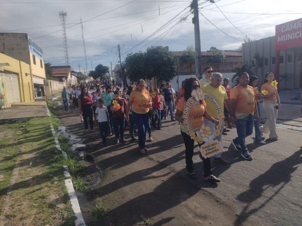 Prefeitura de Barão de Grajaú promove Caminhada do Maio Laranja em combate ao abuso infantil.(Imagem:FlorianoNews)