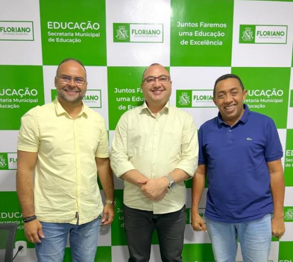 Vereador Joab Curvina, Secretário de Educação Nylfranyo Ferreira e Joel Rodrigues, presidente dos Progressistas Estadual.(Imagem:Reprodução/Instagram)