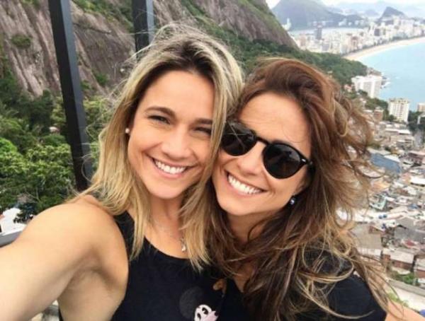 Fernanda Gentil fala sobre casamento com Priscila Montandon(Imagem:Reprodução)