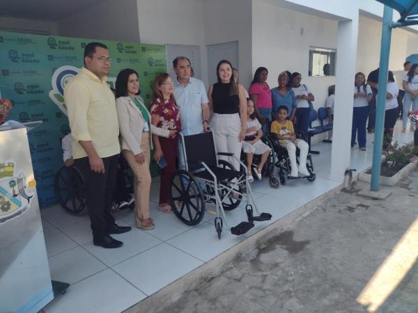 Prefeitura de Floriano promove entrega de dispositivos de locomoção em parceria com a SICREDI(Imagem:FlorianoNews)