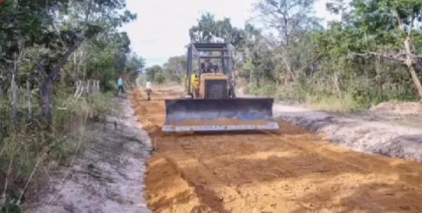 Maurício Bezerra acompanha deputado em visita às obras de recuperação de estradas(Imagem:Reprodução)