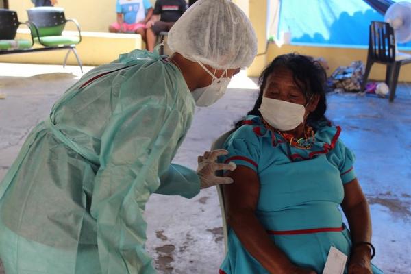 Venezuelanos são vacinados em Teresina.(Imagem:Reprodução/Prefeitura de Teresina)