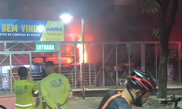 Shopping da Cidade de Teresina sofre incêndio.(Imagem:Reprodução)