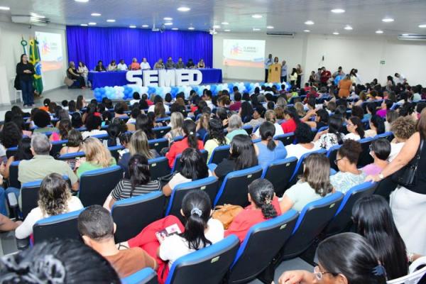 Prefeitura de Floriano realiza culmin&acirc;ncia da IX Jornada Pedag&oacute;gica na UFPI.(Imagem:Secom)