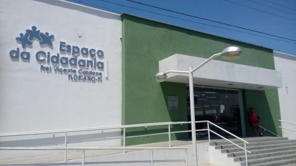 Setor de RG realiza atendimentos no Floriano Shopping(Imagem:Divulgação)