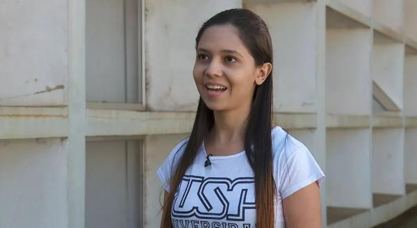 Claudia Rodrigues da Silveira, de Ribeirão Preto (SP), vai fazer doutorado na University of Central Florida, em Orlando.(Imagem:Luciano Tolentino/EPTV)