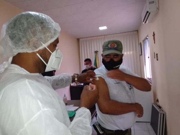 Iniciada a vacinação das Forças de Segurança em Floriano(Imagem:FlorianoNews)