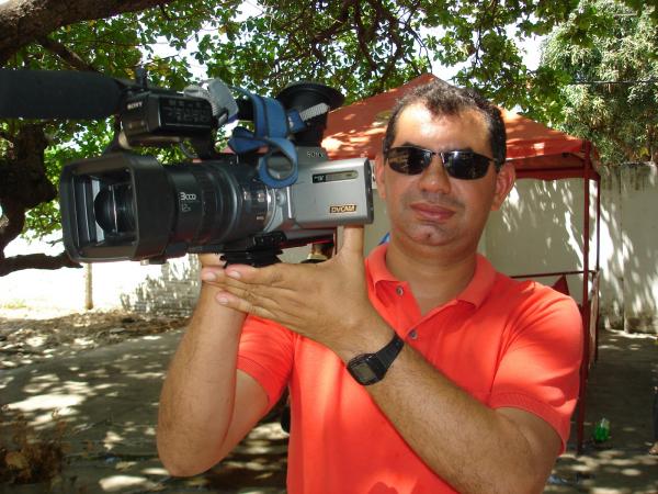 Uziel Lopes recebe alta e retorna para casa ap&oacute;s mobilizar corrente de ora&ccedil;&otilde;es.(Imagem:Divulga&ccedil;&atilde;o)