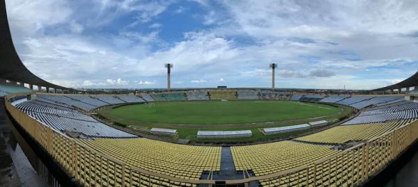 Estádio Albertão, palco de Fluminense-PI x Santos.(Imagem:Bruno Giufrida)