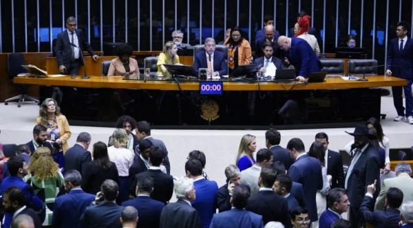 Deputados durante votação em plenário; medida provisória sobre o Bolsa Família foi aprovada de forma simbólica na Câmara nessa terça-feira.(Imagem:Divulgação)