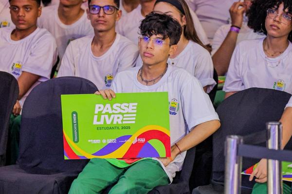 Governo do Piauí garante transporte gratuito para 23 mil estudantes no Enem 2025 com o Passe-Livre Seduc(Imagem:Gabriel Paulino)